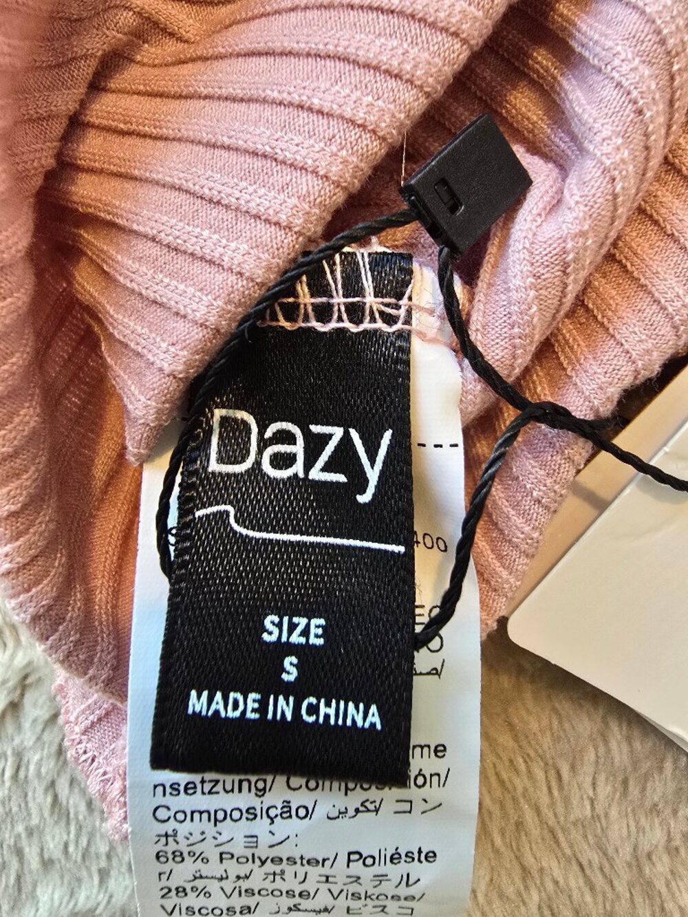 NWT DAZY Pink Rib-Knit Off-The-Shoulder Ruched Top - Size S - Picture 7 of 7